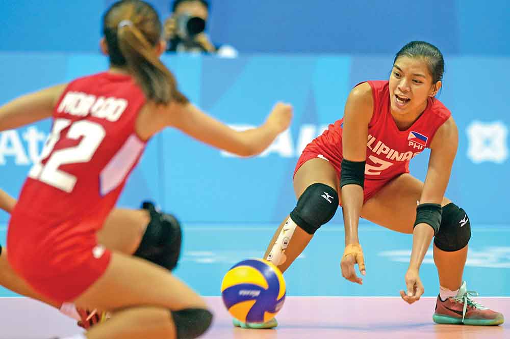 SEA Games 2023: Alyssa Valdez leads Philippines to women's volleyball semis  against Thailand