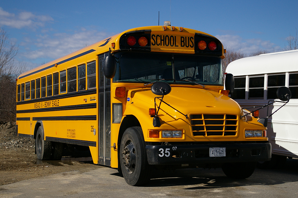 Dubai school buses feature smart systems | The Filipino Times