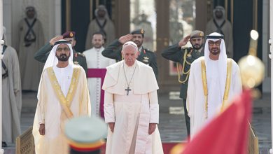 HH Mohammed Bin Rashid HH Sheikh Mohammed bin Zayed receive Pope Francis at Presidential Palace 1