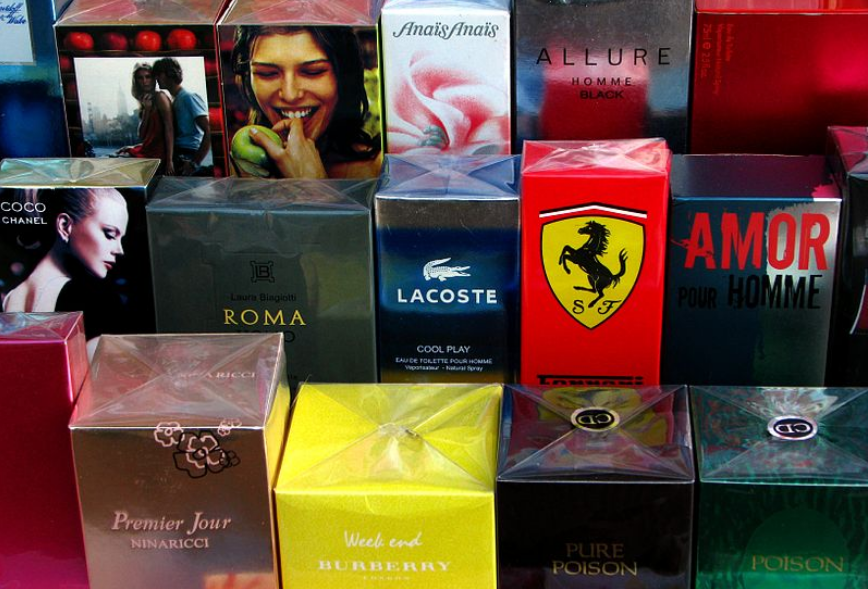 20,000 bottles of fake perfumes seized in Dubai The Filipino Times