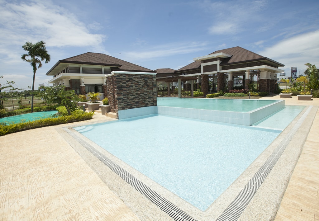 Robinsons Homes Bloomfields Lipa Pool