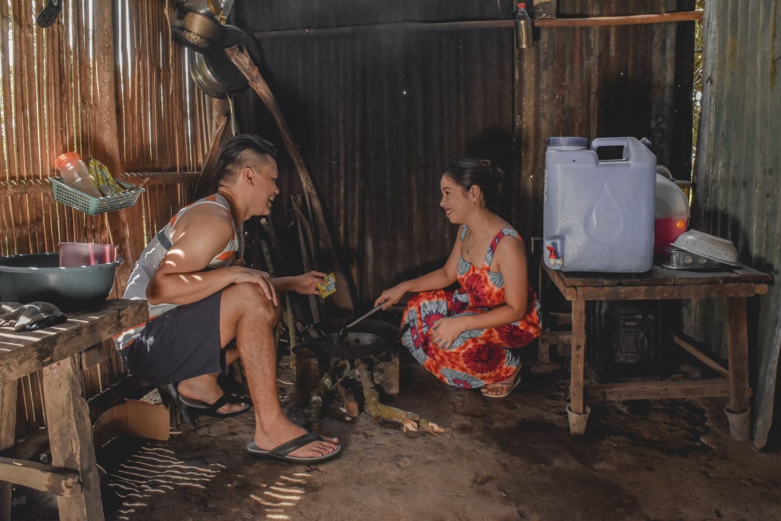 Prenup photos showing simple life, household chores go viral - The