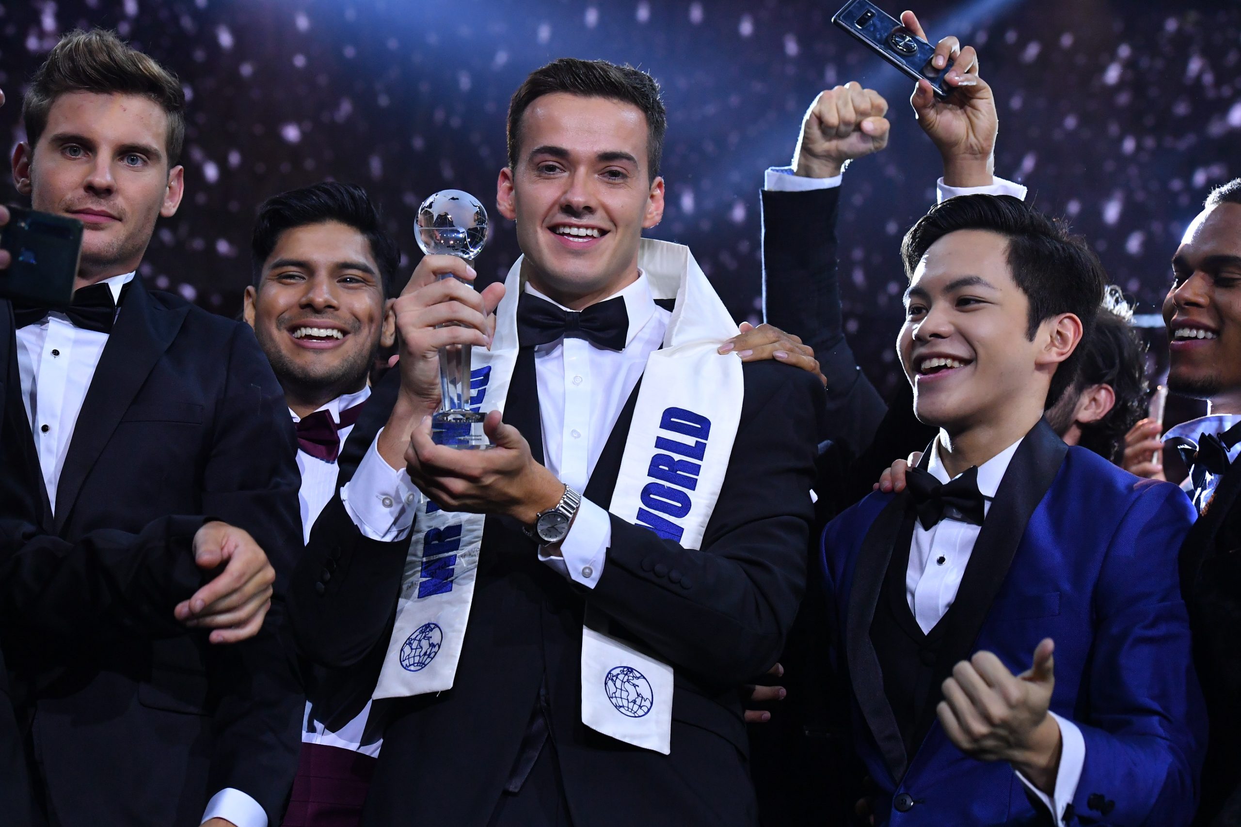 England candidate wins Mister World 2019 title The Filipino Times