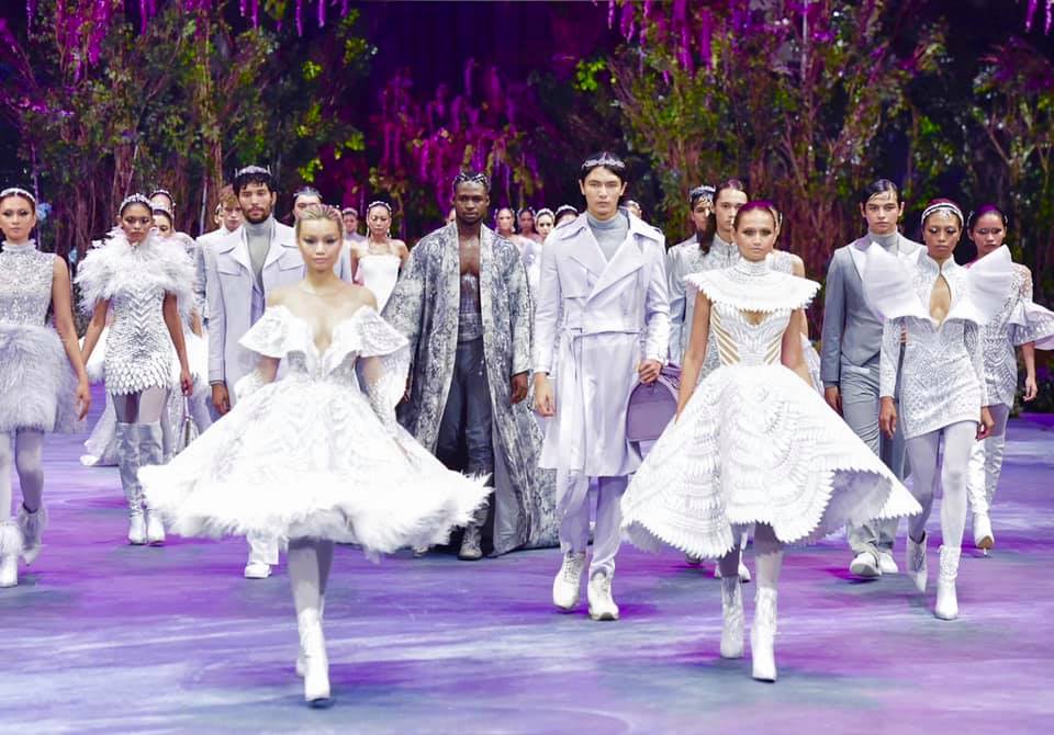 LOOK: Michael Cinco’s ‘Swan Lake’ creations come to life at Ballet ...
