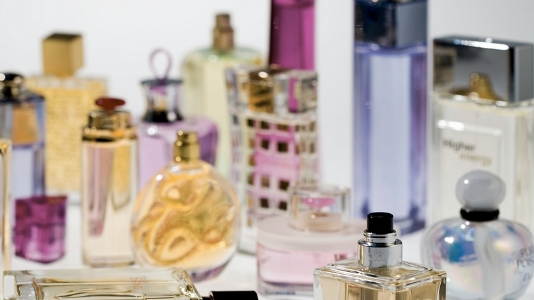 UAE authorities seize 119K fake perfumes worth Dh33 million | The ...