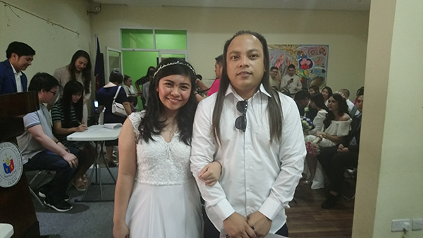 Jay Bee Blanco and Rodalyn Bernas