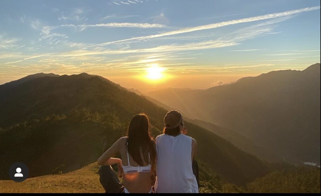 James Reid posts another photo with Nadine Lustre amid ...