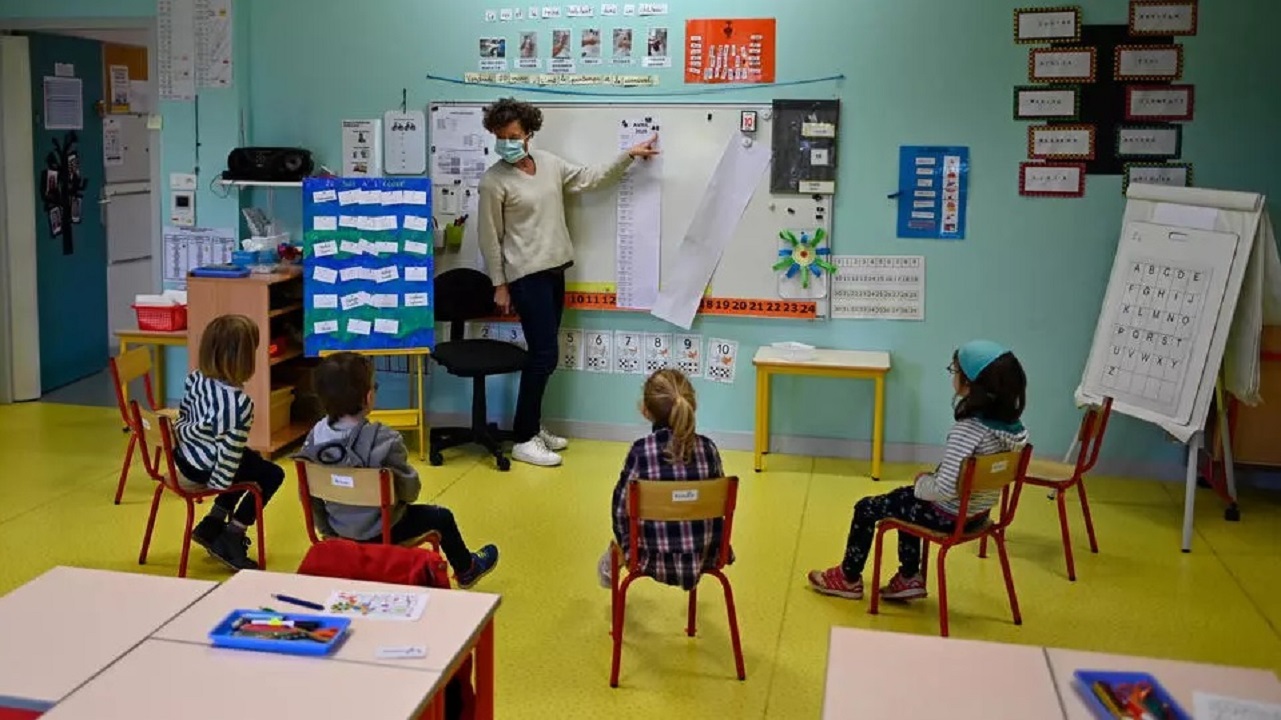 France reports 70 new coronavirus cases in schools following scheduled ...