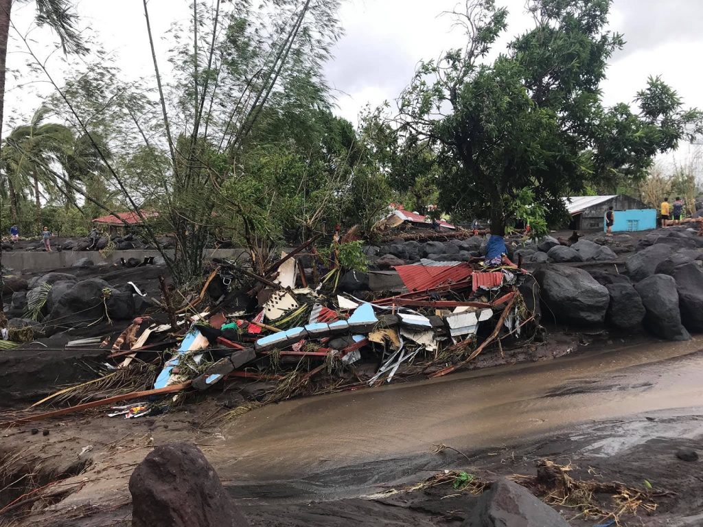 Look Lahar From Mayon Volcano Envelops Homes In Albay In Aftermath Of Typhoon Rolly The 1835