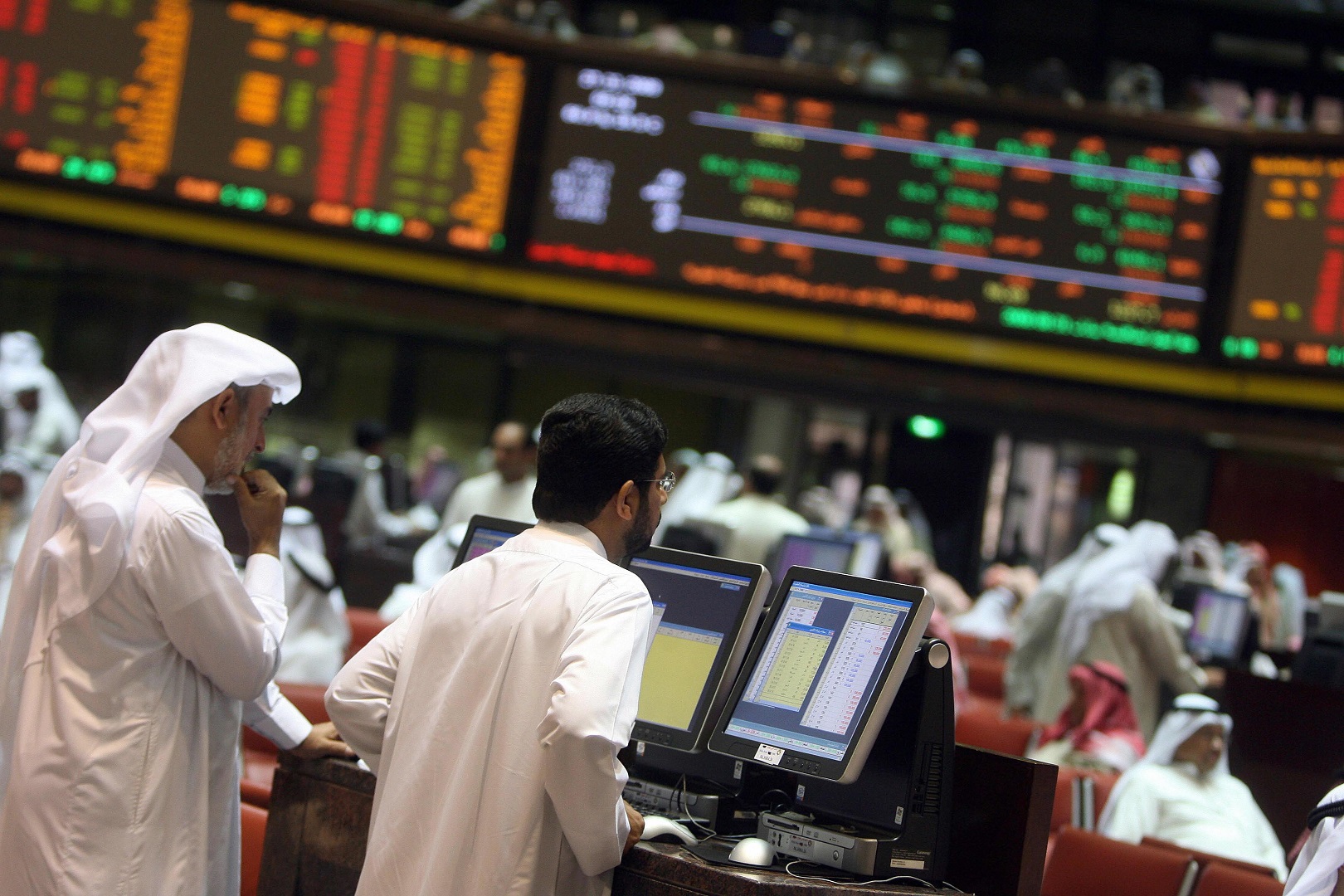 uae-stocks-gain-aed6-5-bn-in-market-value-the-filipino-times