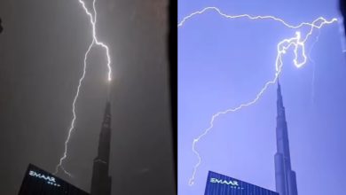 Burj Khalifa lightning Jan 1 2022