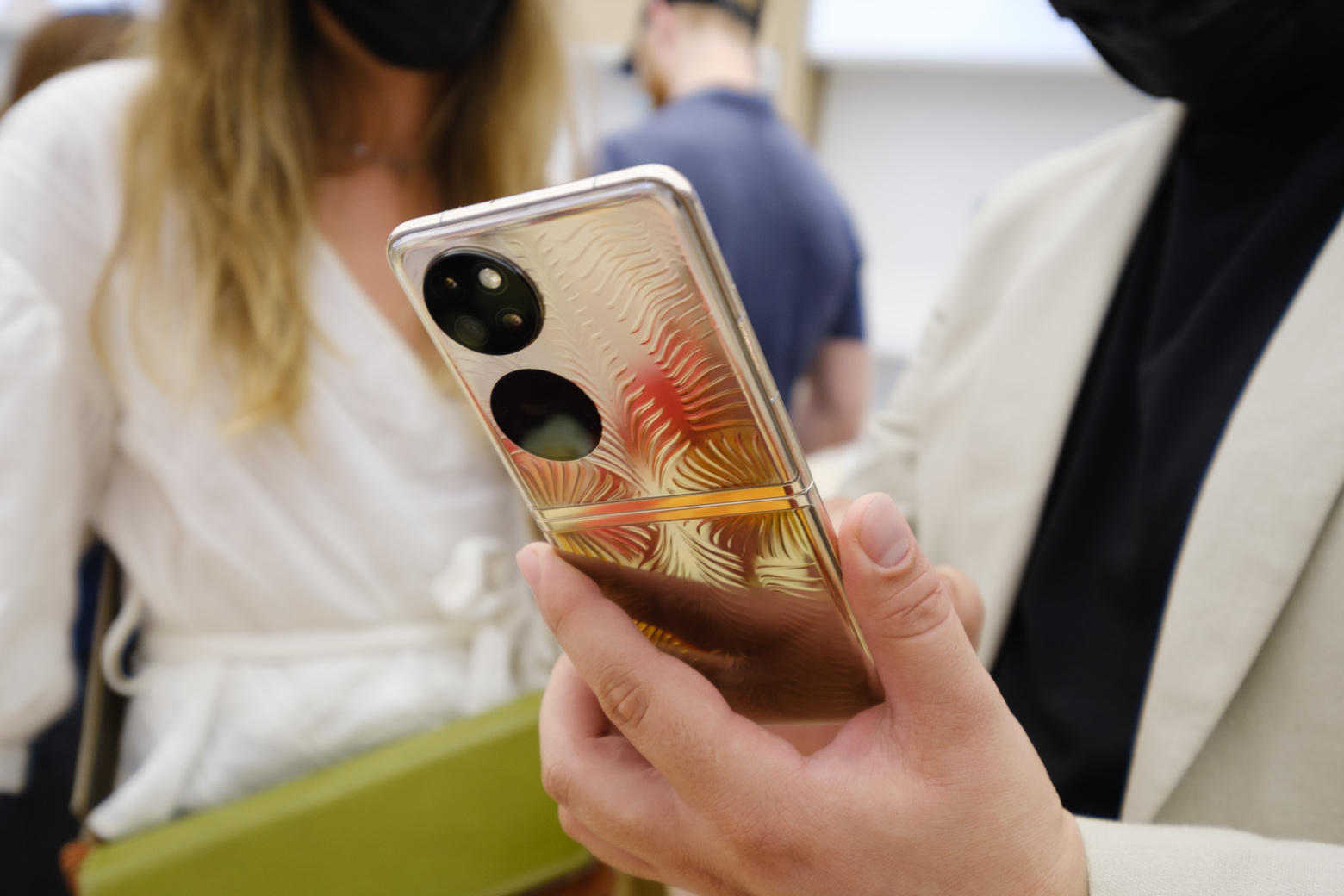 Huawei Experince Store in Shj and AD 1