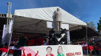 Ninoy Aquino statue