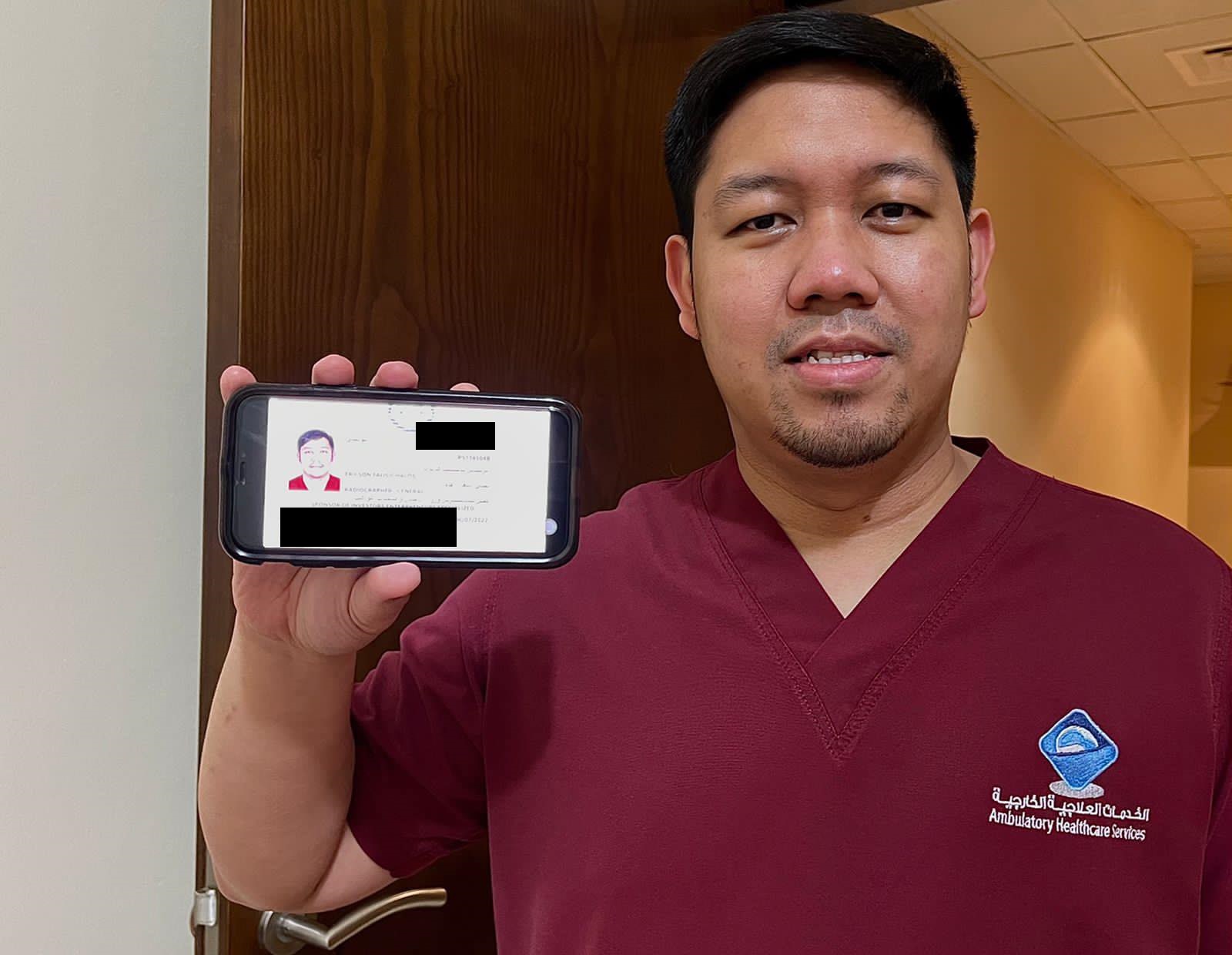 Ericson Halos Radiographer, 10 years in UAE "Maraming Salamat sa bihirang pagkakataon na ipinagkaloob ng gobyerno ng UAE sa atin. Maaaring dahil gusto ng UAE na mapalawak at mapanatili ang bilang ng mga manggagawa partikular sa sektor ng kalusugan. Isa rin itong hakbang upang mapangalagaan at mas mabigyan tayo ng maraming oportinidad. Nawa ay pagbutihan at pag igihan pa natin lalo ang ating trabaho upang masuklian ang kagandahang loob na ito. Ipamalas ang galing at magsumikap sa trabahong ginagampanan,"