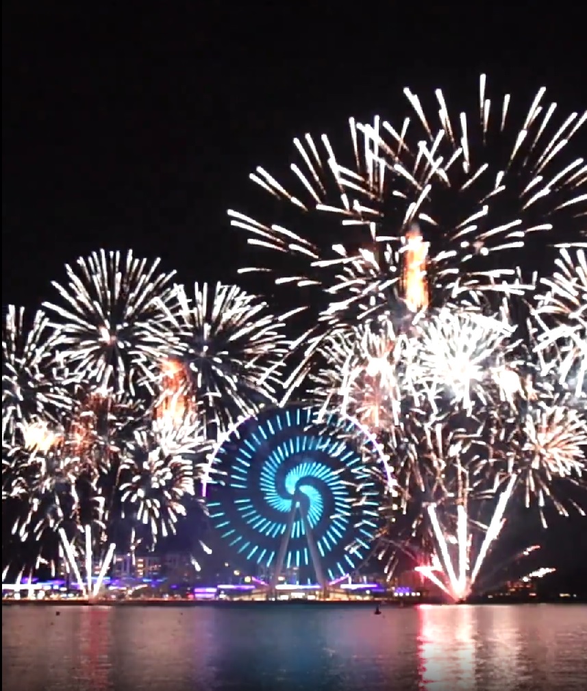 fireworks 2022 uae bluewaters ain dubai