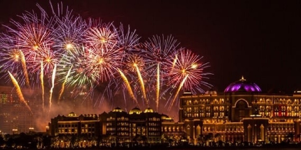 fireworks 2022 uae emirates palace