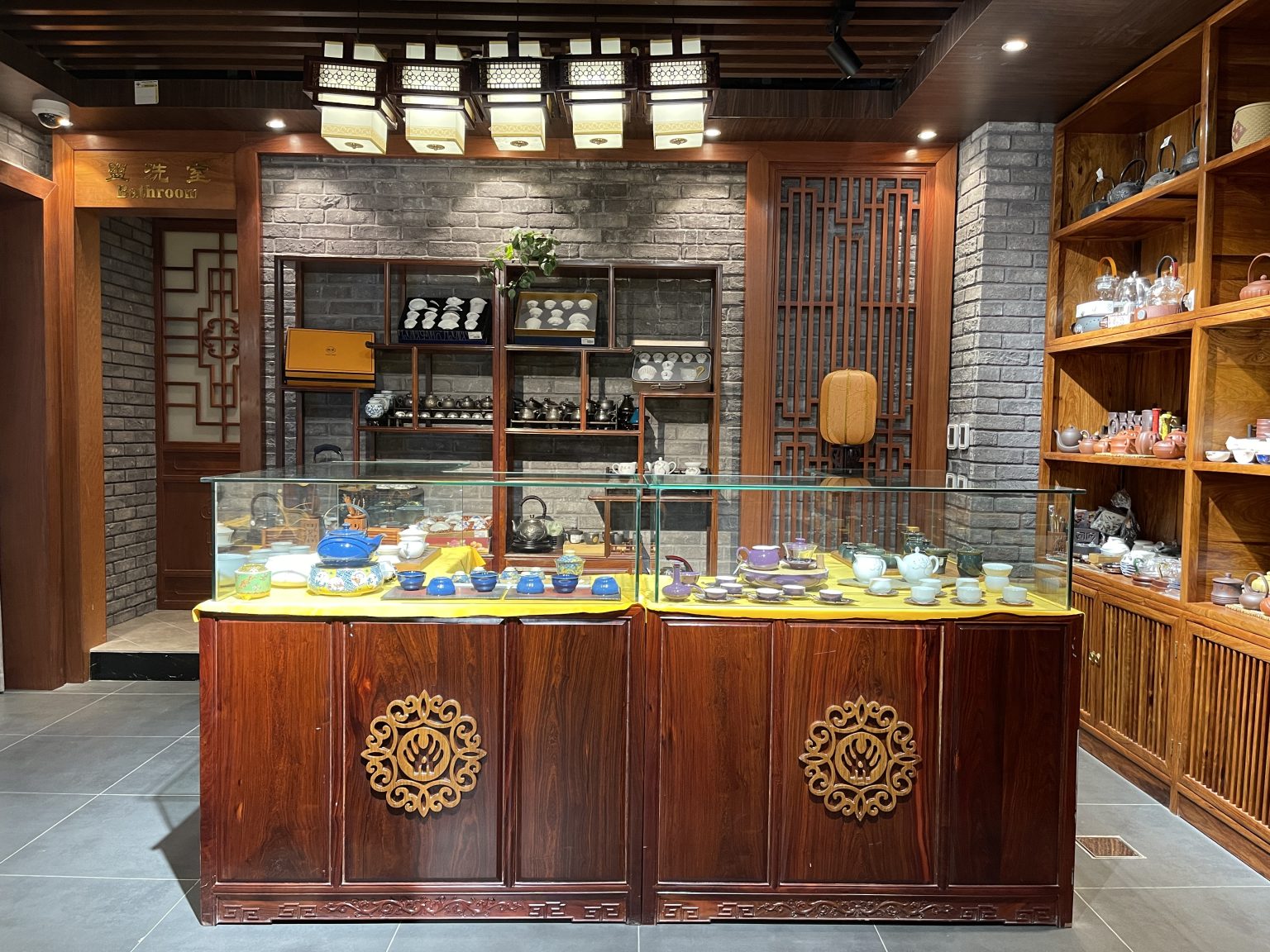 Taste the authentic flavors of Chinese tea at Yao Yi Tea House The