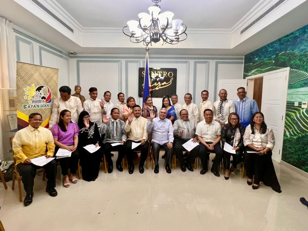 Bayanihan Council Abu Dhabi officers for 2023-2024 take oath