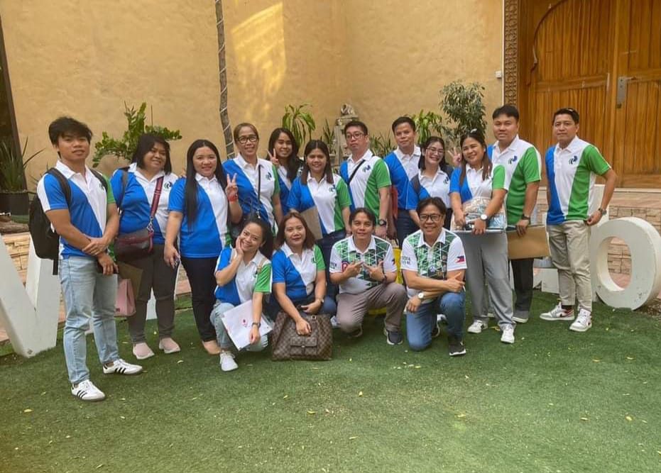 Group photo before exam e1723532182794