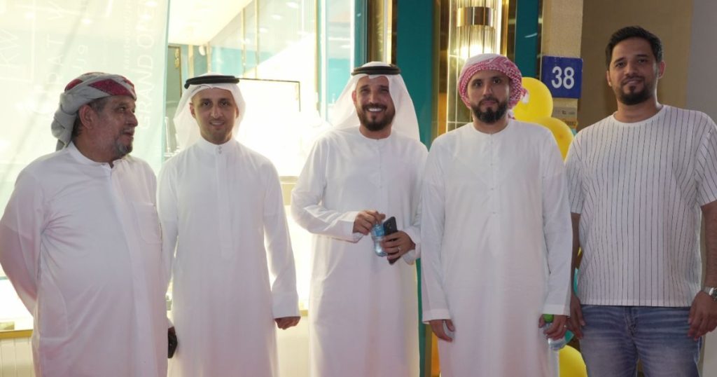 Karat World main photo