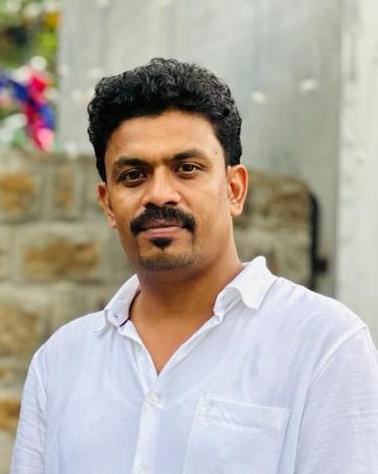 Asaraf Ali Valiya Parambil salesman from Kerala India