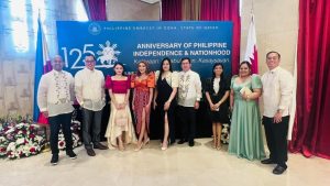 With Filipino community 01